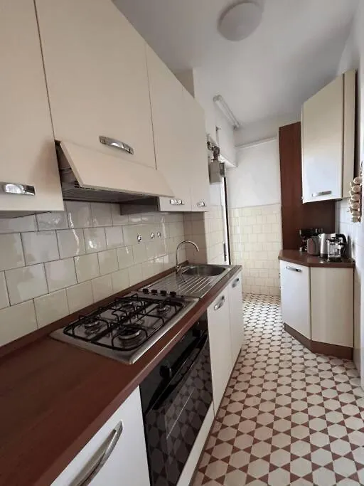 Tiberia Apartment Rome 0*,